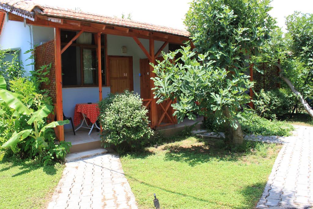 Yildiz Pension Bungalows Çıralı Habitación foto
